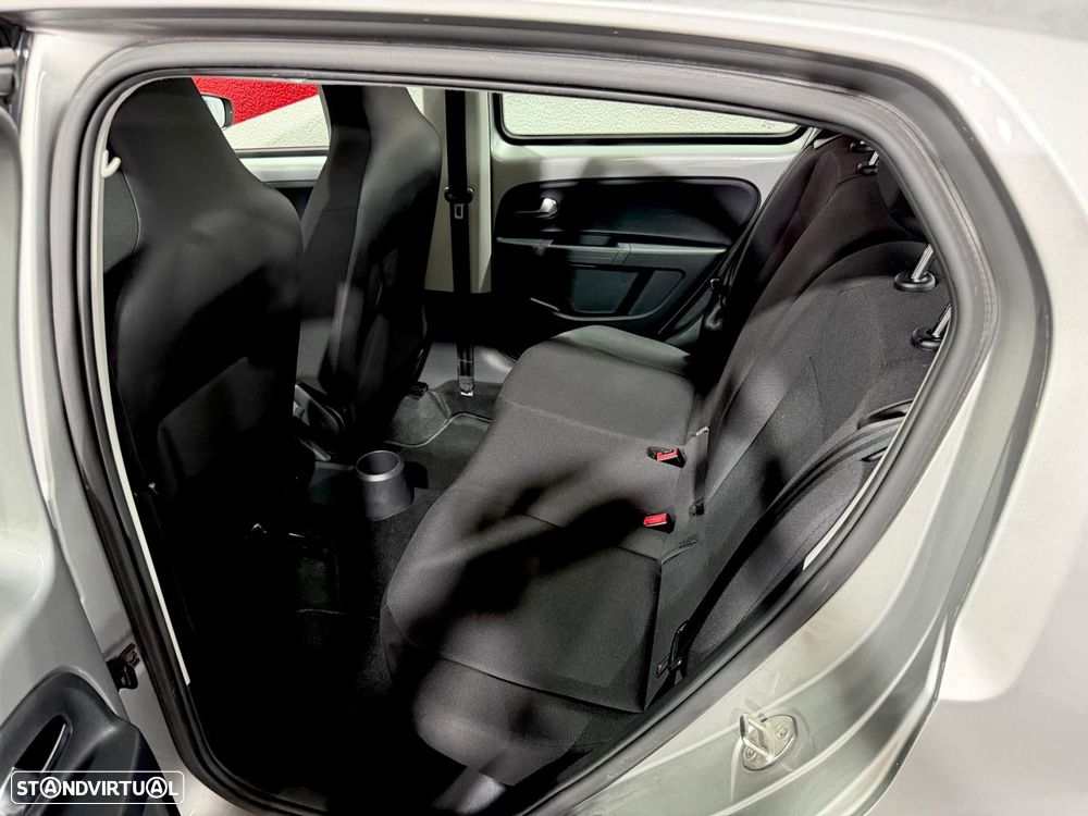 VW Up! - 24