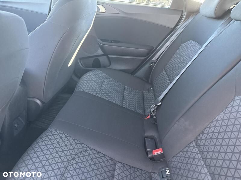 Kia Ceed 1.5 T-GDI S - 19