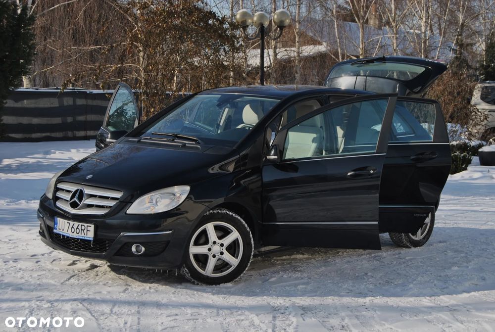 Mercedes-Benz Klasa B 180 CDI EU5 - 18