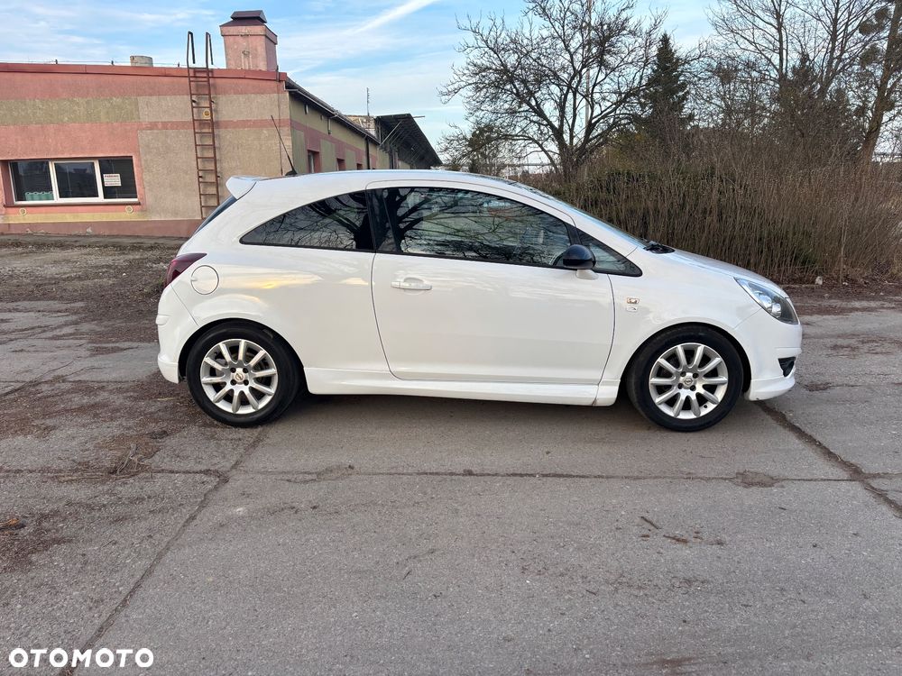 Opel Corsa 1.2 16V Limited Edition - 8