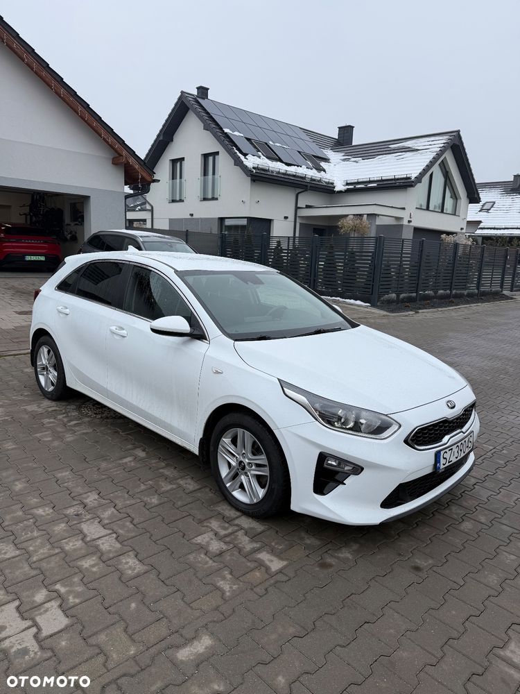 Kia Ceed 1.6 CRDi SCR M - 3