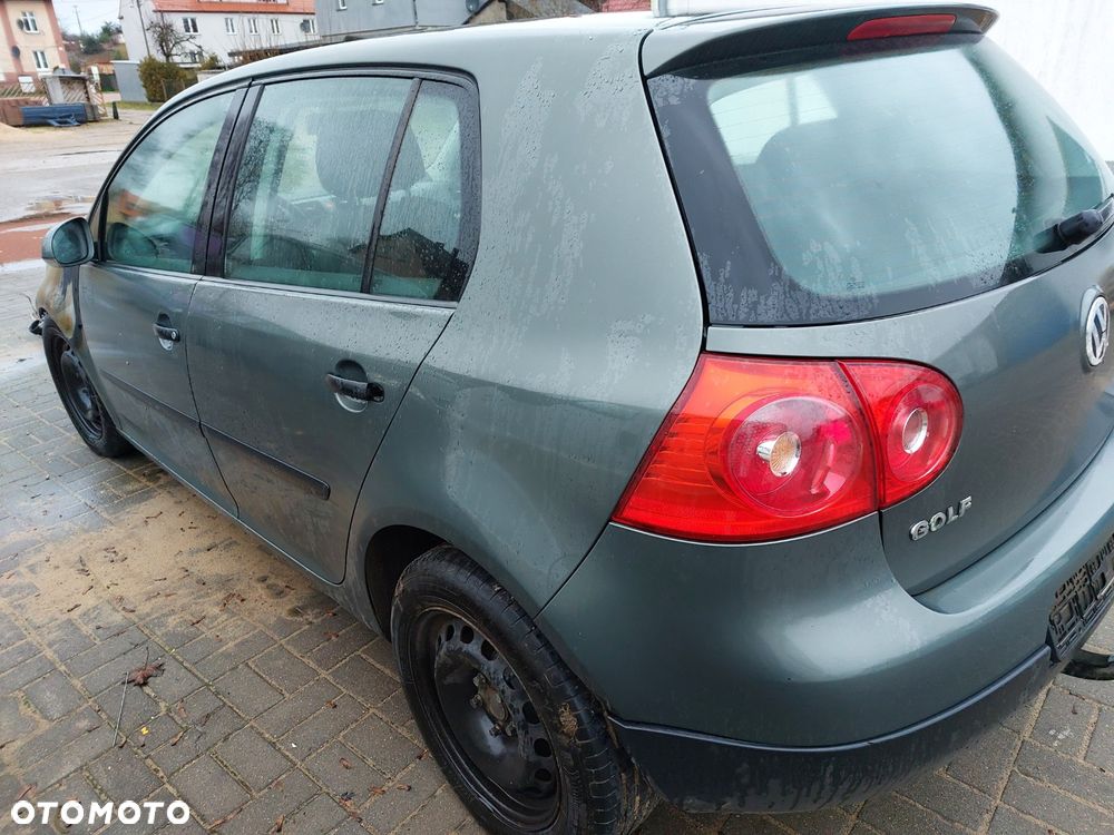 VW GOLF V na części - 10