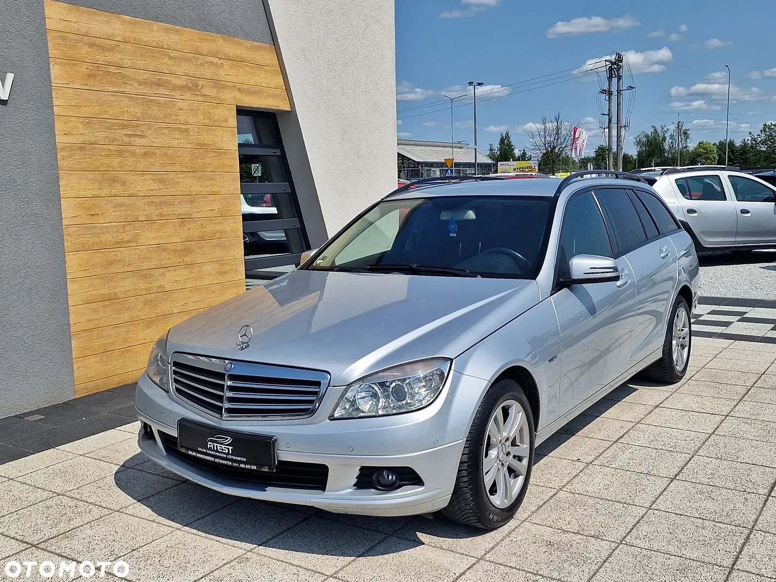 Mercedes-Benz Klasa C 180 T BlueEFFICIENCY - 2