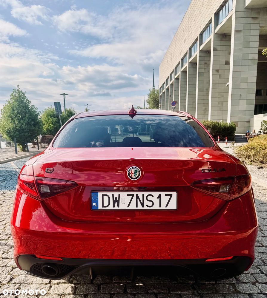 Alfa Romeo Giulia 2.0 Turbo Veloce Q4 - 6
