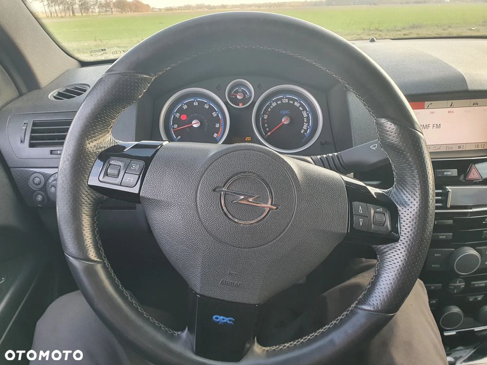 Opel Astra OPC - 24