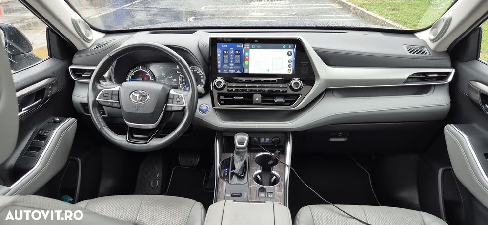 Toyota Highlander 2.5 L Hybrid Dynamic Force 248CP Luxury Pearly - 9