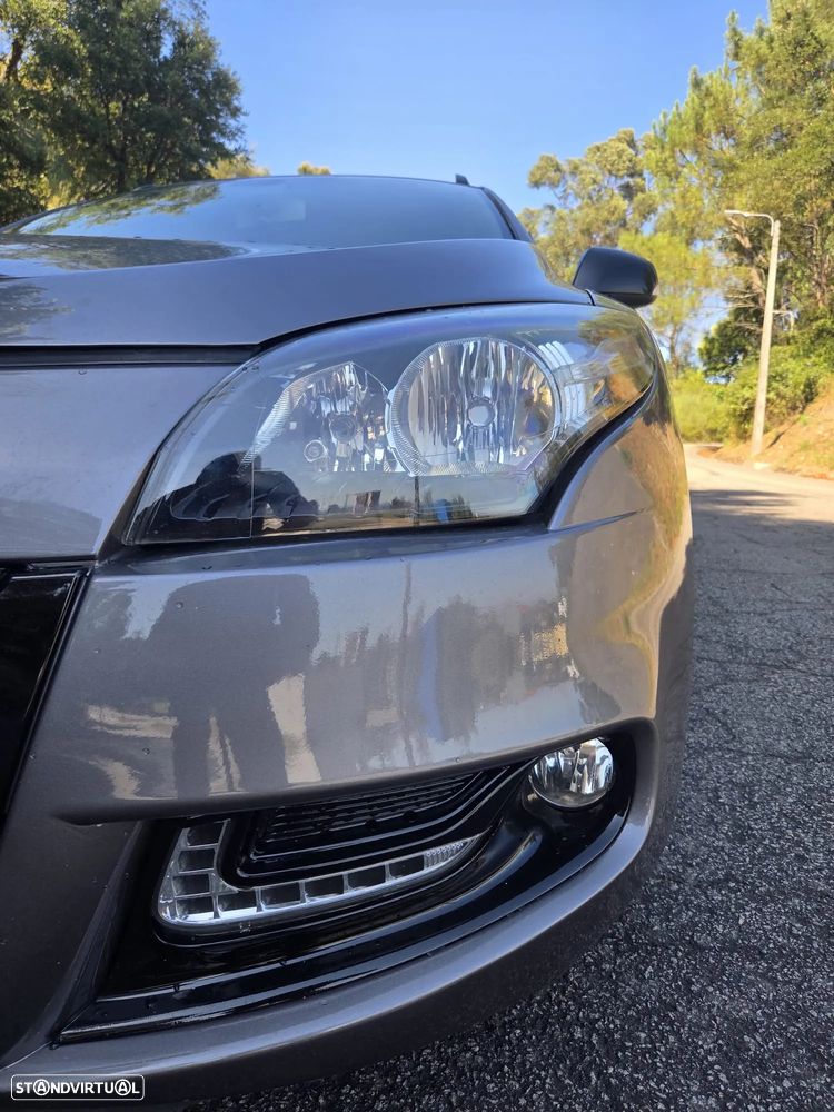 Renault Mégane Sport Tourer - 6