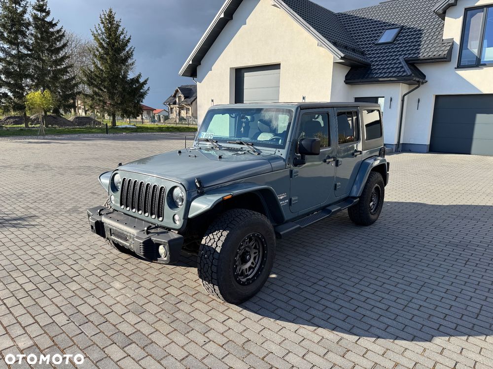 Jeep Wrangler 3.6 Unlim Sahara - 3