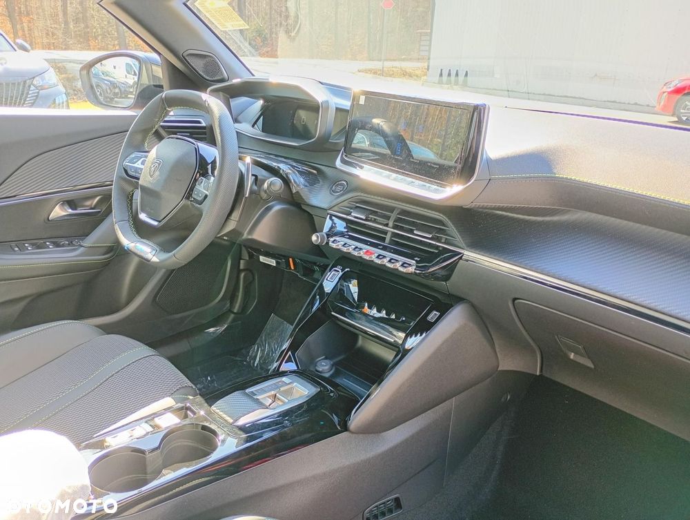 Peugeot 2008 - 25