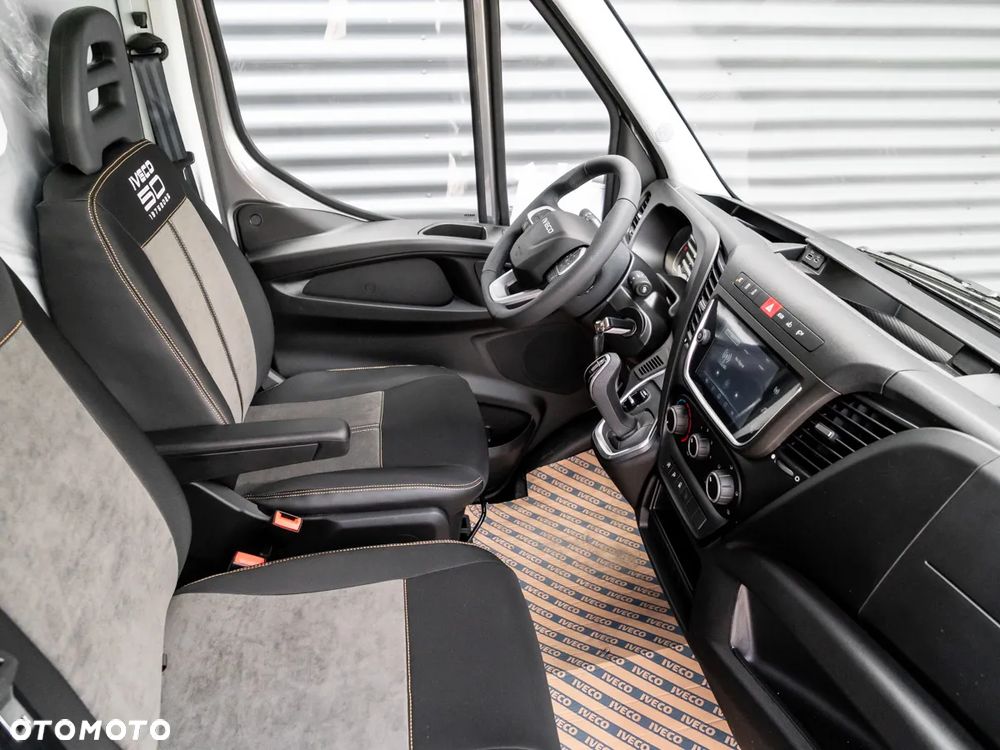 Iveco Daily L3H2 Edycja specjalna na 50 lecie marki - 9