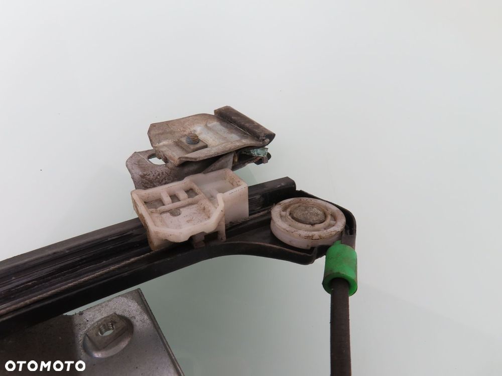 PODNOŚNIK SZYBY LEWY PRZEDNI VW POLO III 6N1 6N4837401 - 4