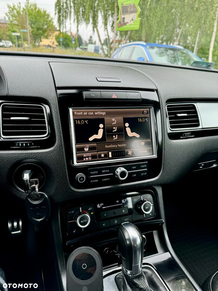 Volkswagen Touareg - 26