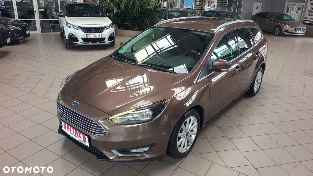 Ford Focus 1.5 EcoBoost Titanium ASS - 9