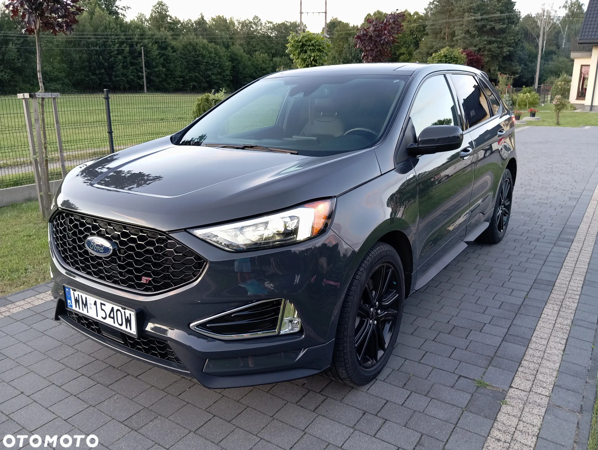 Ford Edge - 10
