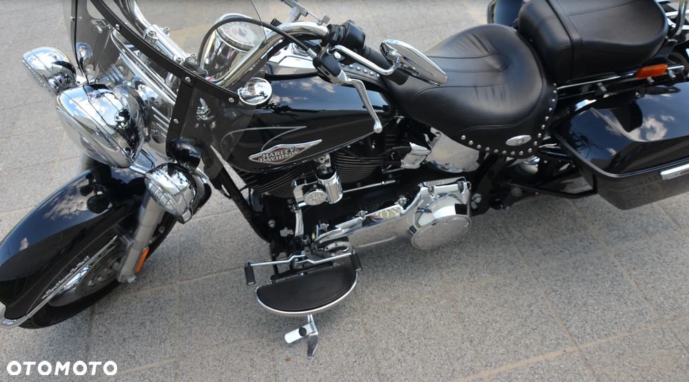 Harley-Davidson Softail Heritage Classic - 11