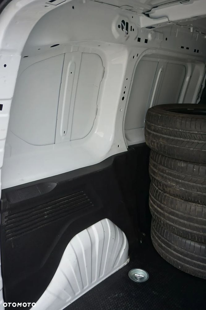 Toyota ProAce Kombi D-4D Medium 2,6t - 17