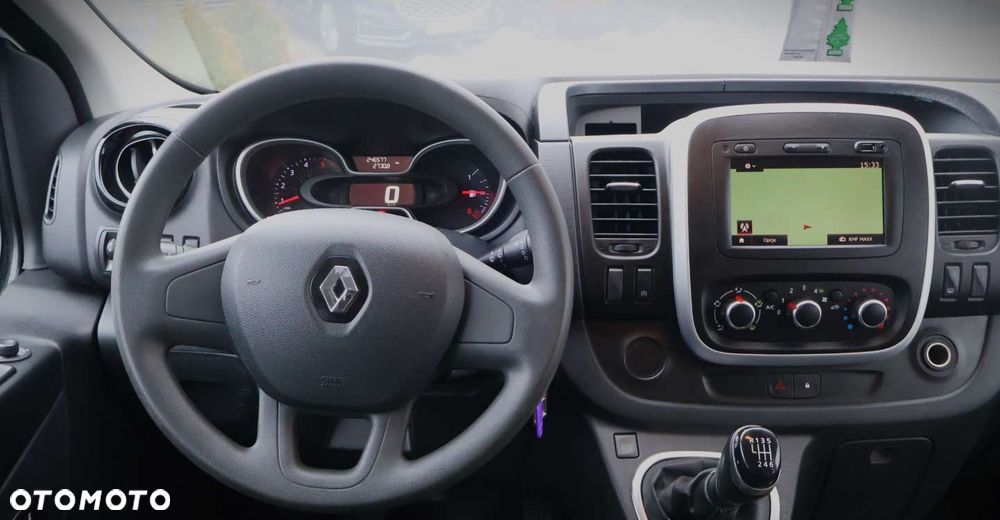 Renault Trafic - 12