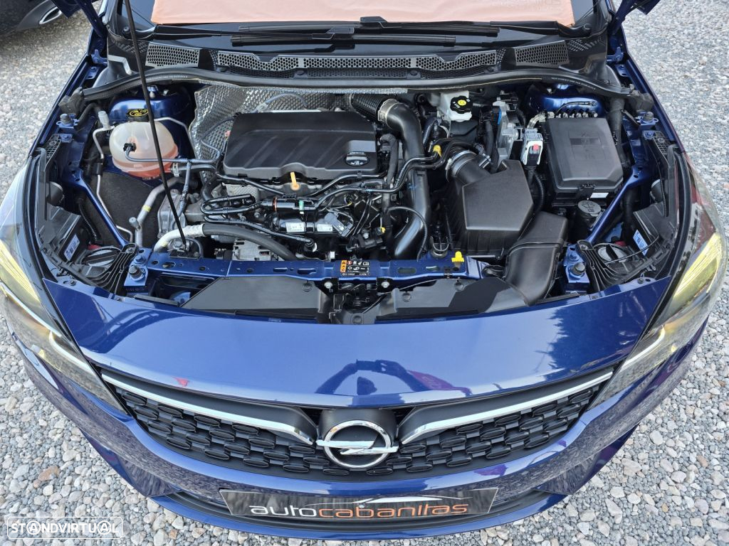 Opel Astra 1.2 T GS Line S/S - 20