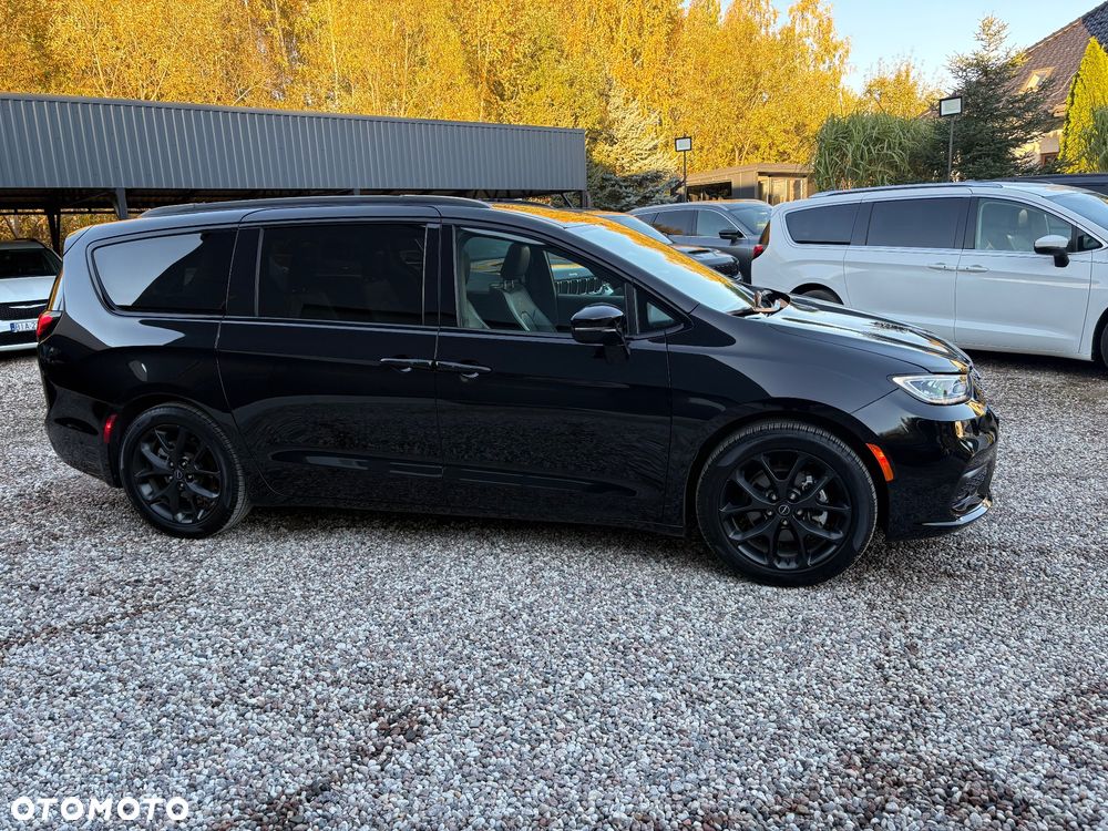 Chrysler Pacifica 2025 photo 3