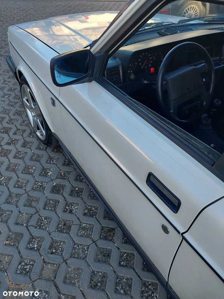 Volvo Seria 200 - 10