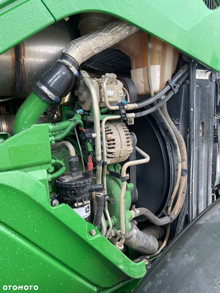 John Deere 6215R - 10