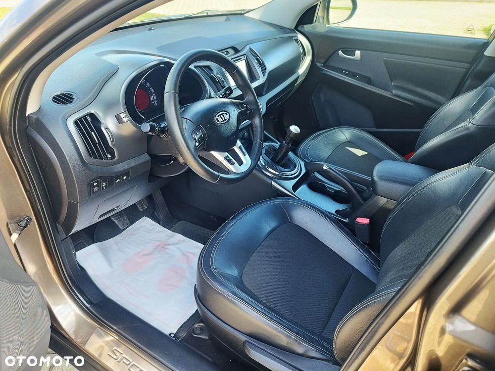 Kia Sportage 2.0 CVVT 2WD Attract - 20