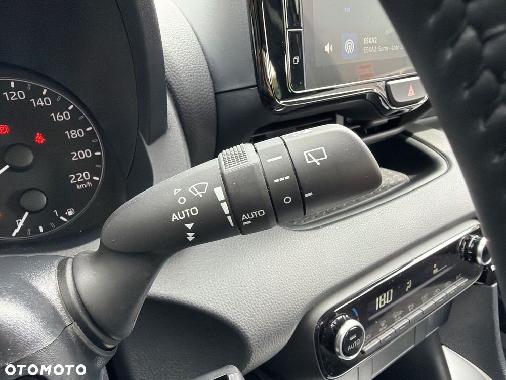 Toyota Yaris - 20
