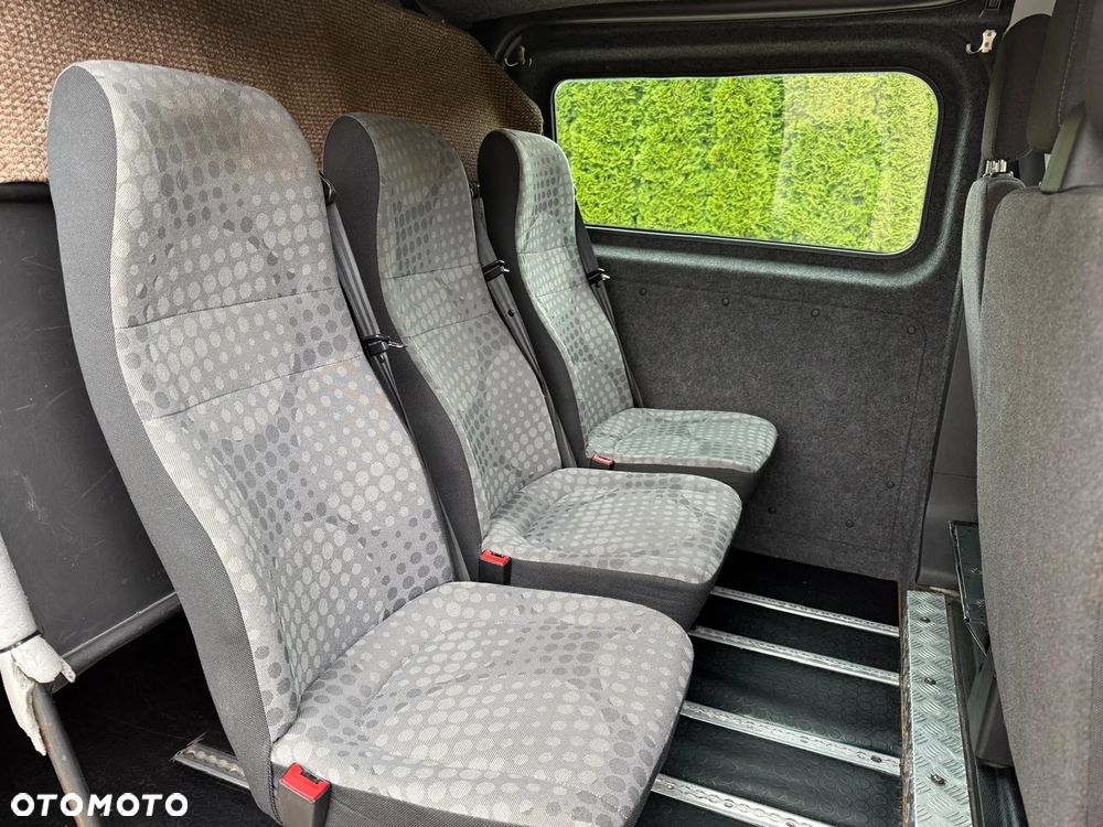 Ford TRANSIT CUSTOM - 23