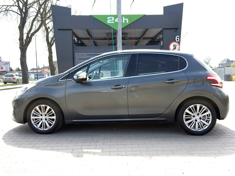 Peugeot 208 1.2 PureTech Allure S&S - 14
