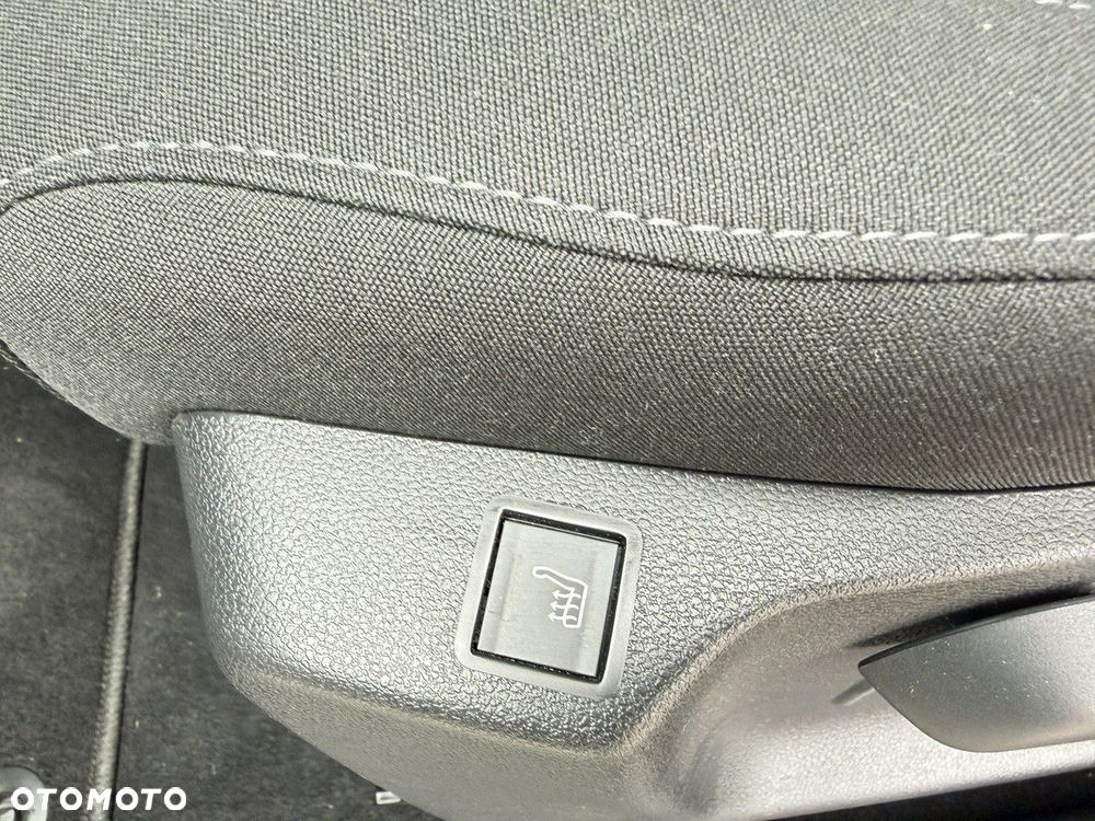 Opel Combo 1.5 D Automatik GS - 21