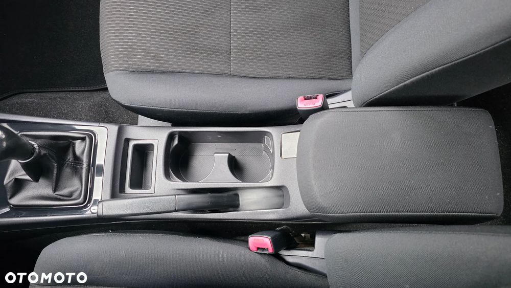 Mitsubishi Lancer 1.6 Invite - 23