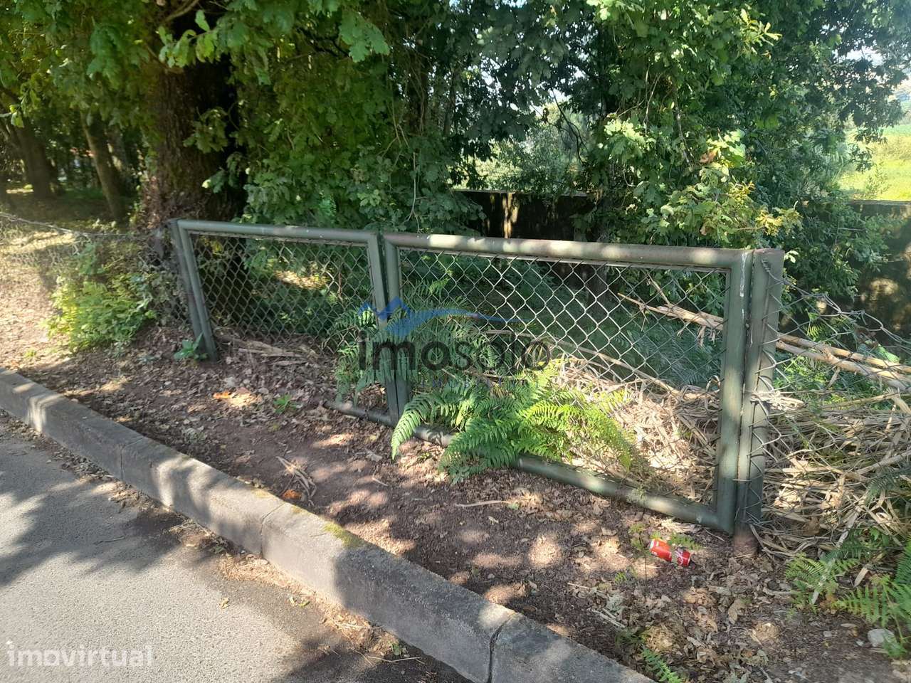Terreno Exclusivo de 1.460 m² Urbanizável - Grande imagem: 4/13