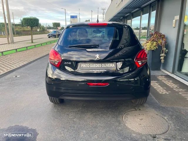 Peugeot 208 1.5 BlueHDi Signature - 9