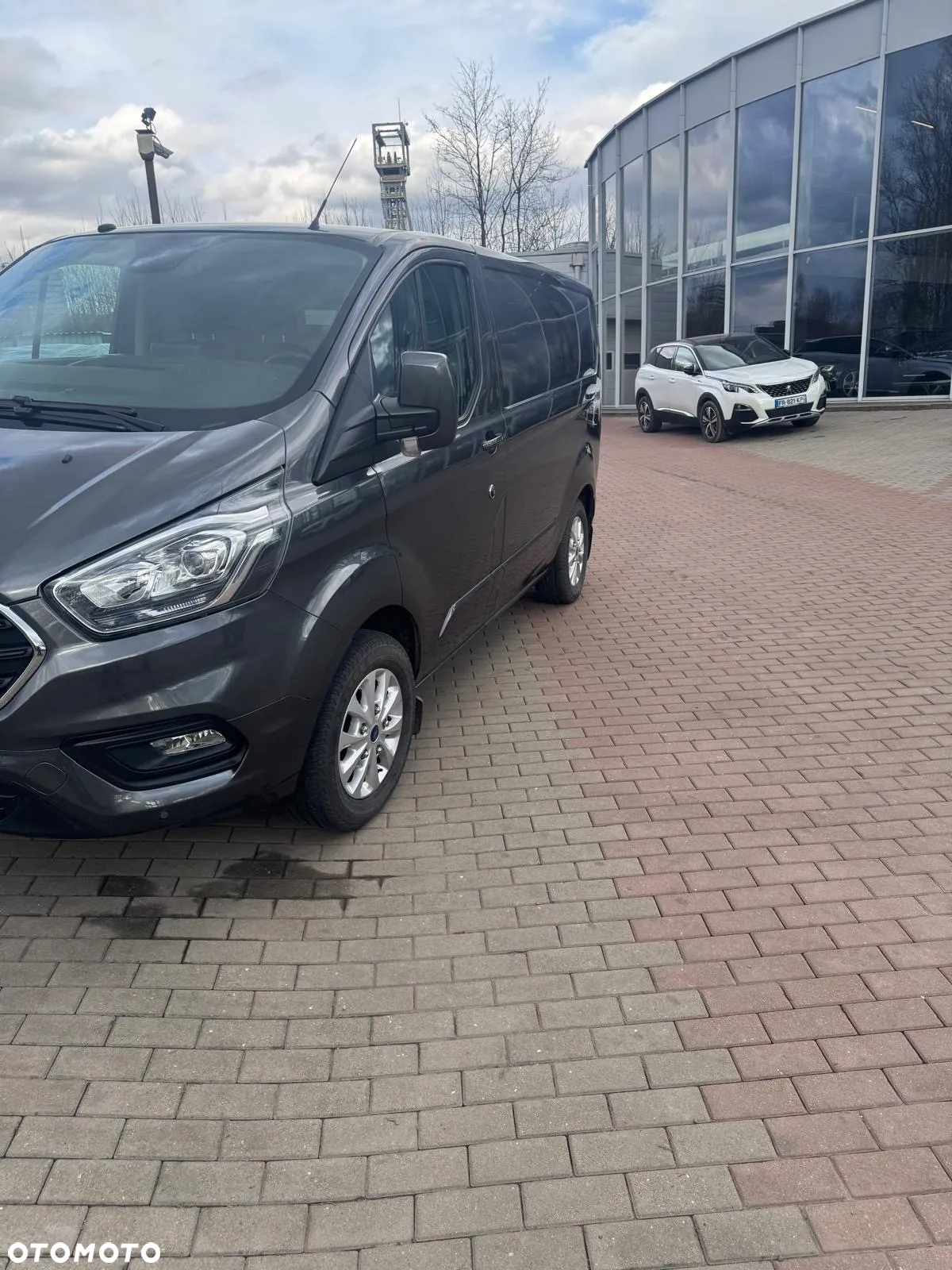 Ford TRANSIT CUSTOM - 11
