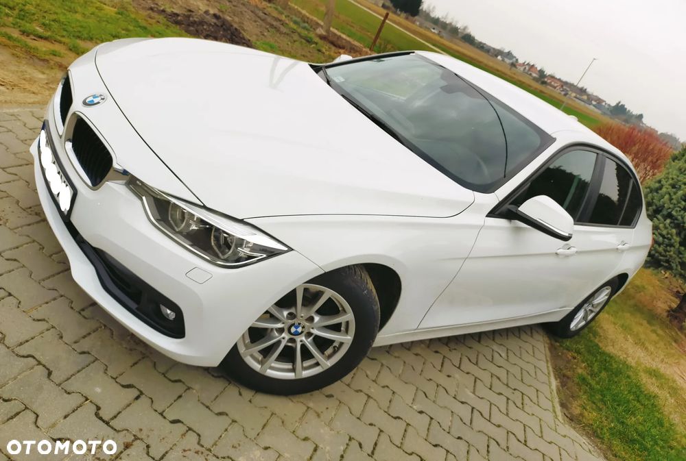BMW Seria 3 318i Advantage - 15