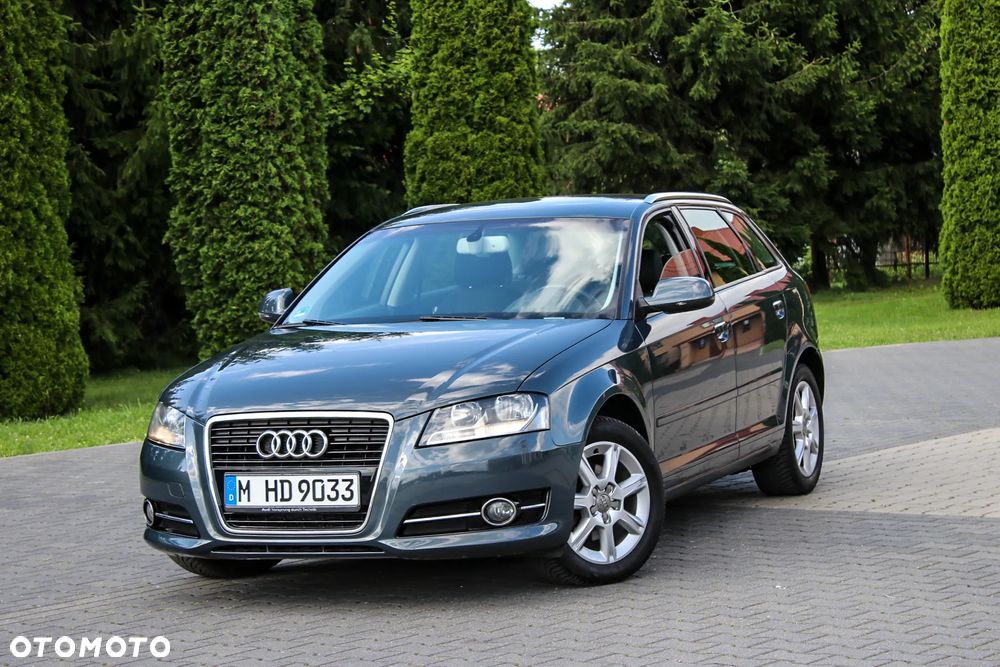 Audi A3 Sportback 1.6 TDI Attraction - 4