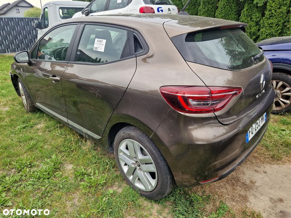 Renault Clio - 2