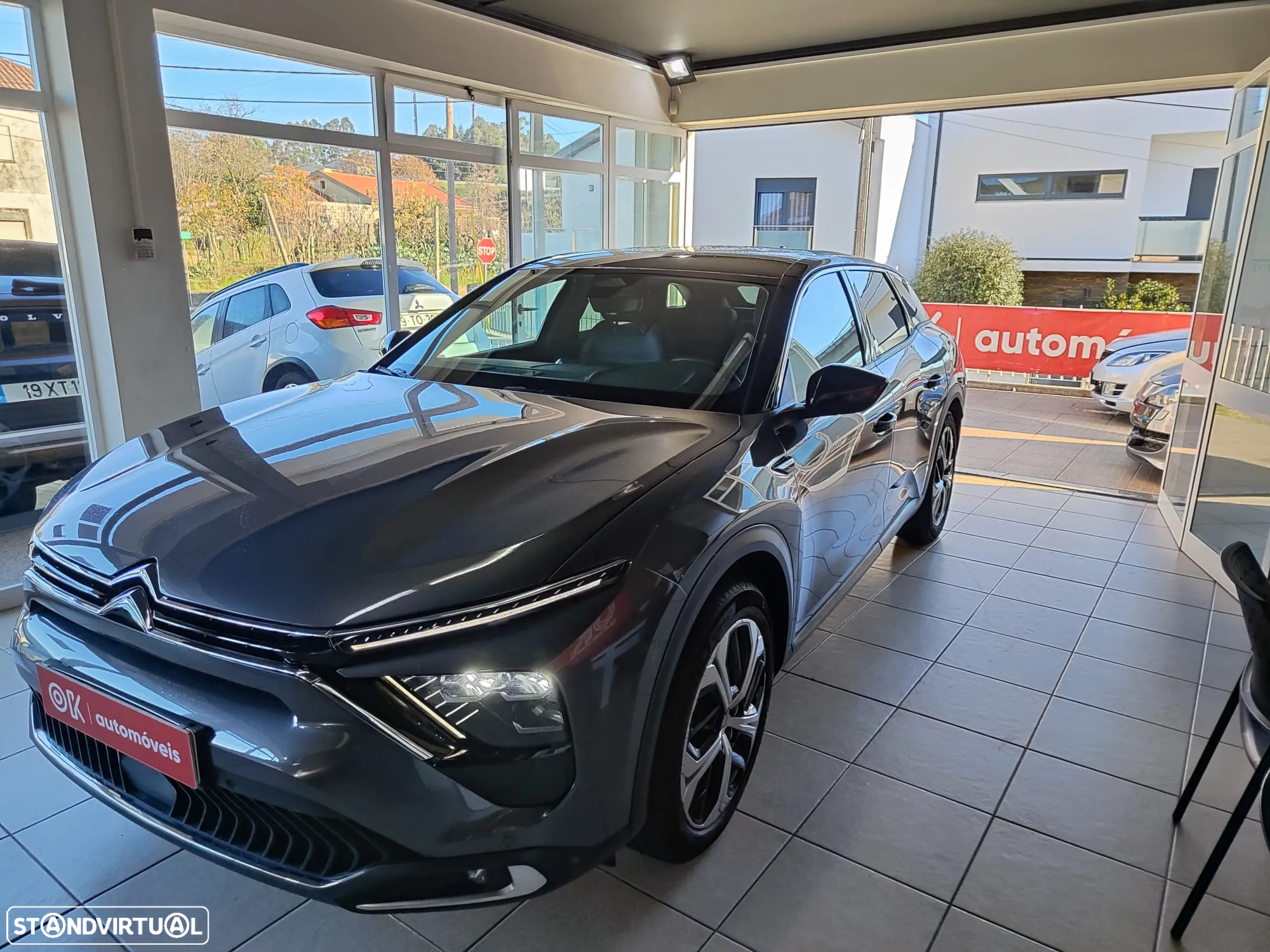 Citroën C5 X 1.6 Hybrid Shine Pack e-EAT8 - 6