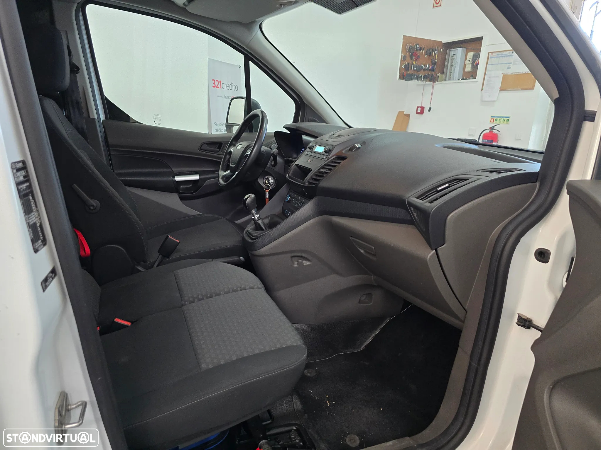 Ford Transit connect 1.5 Tdci 220 L1 Active - 10