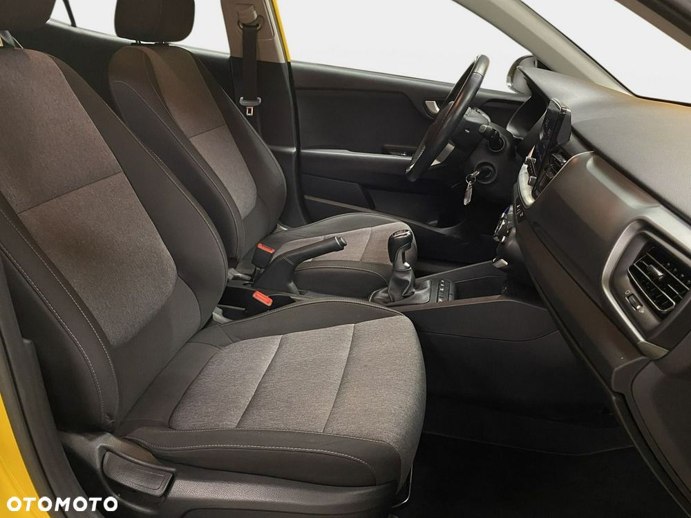 Kia Stonic - 12