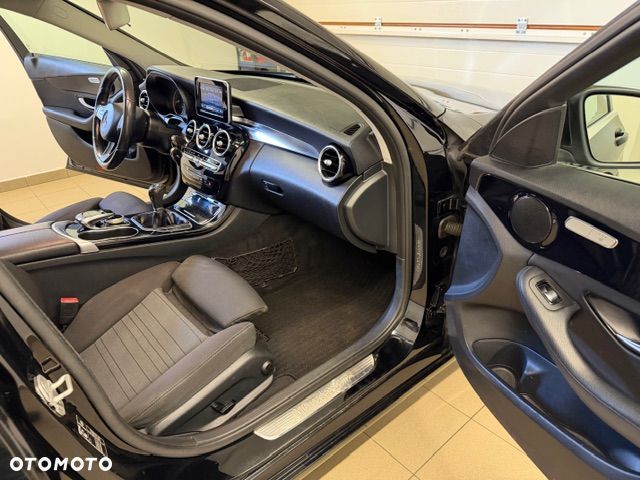 Mercedes-Benz Klasa C 200 (BlueTEC) d Exclusive - 24