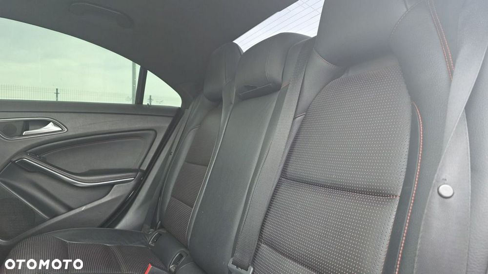 Mercedes-Benz CLA - 23