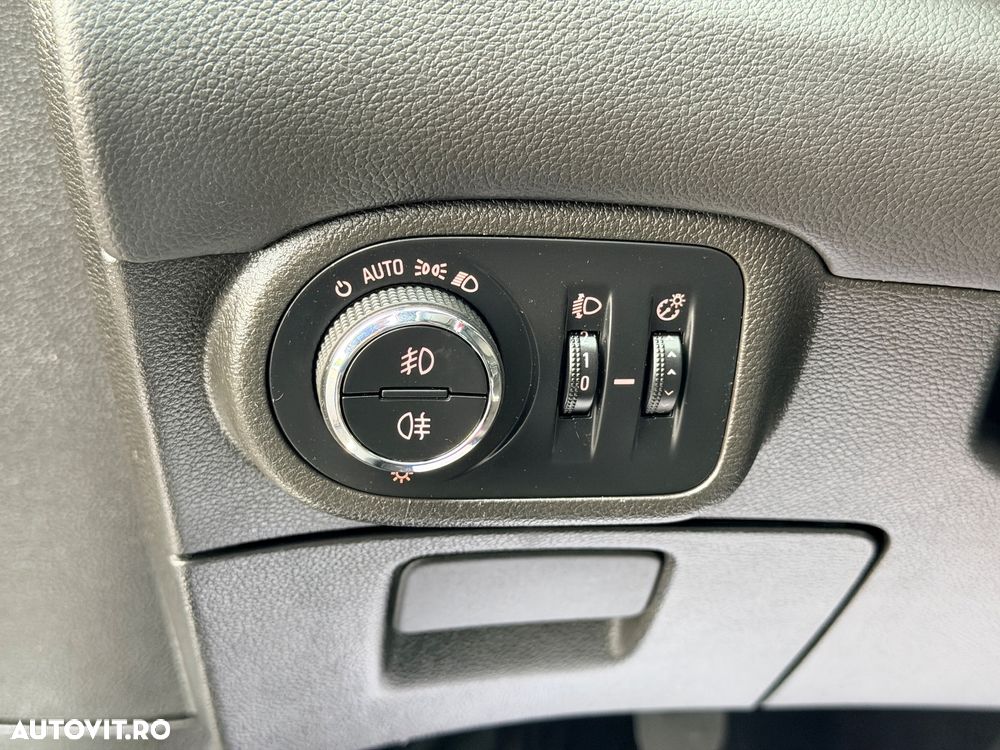 Opel Zafira Tourer 1.6 CDTI ecoFLEX Start/Stop Innovation - 13