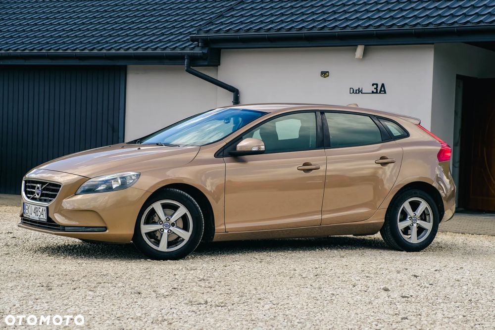 Volvo V40 D2 - 3