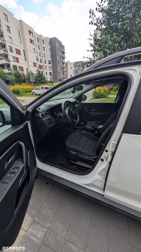 Dacia Duster 1.0 TCe Essential - 9
