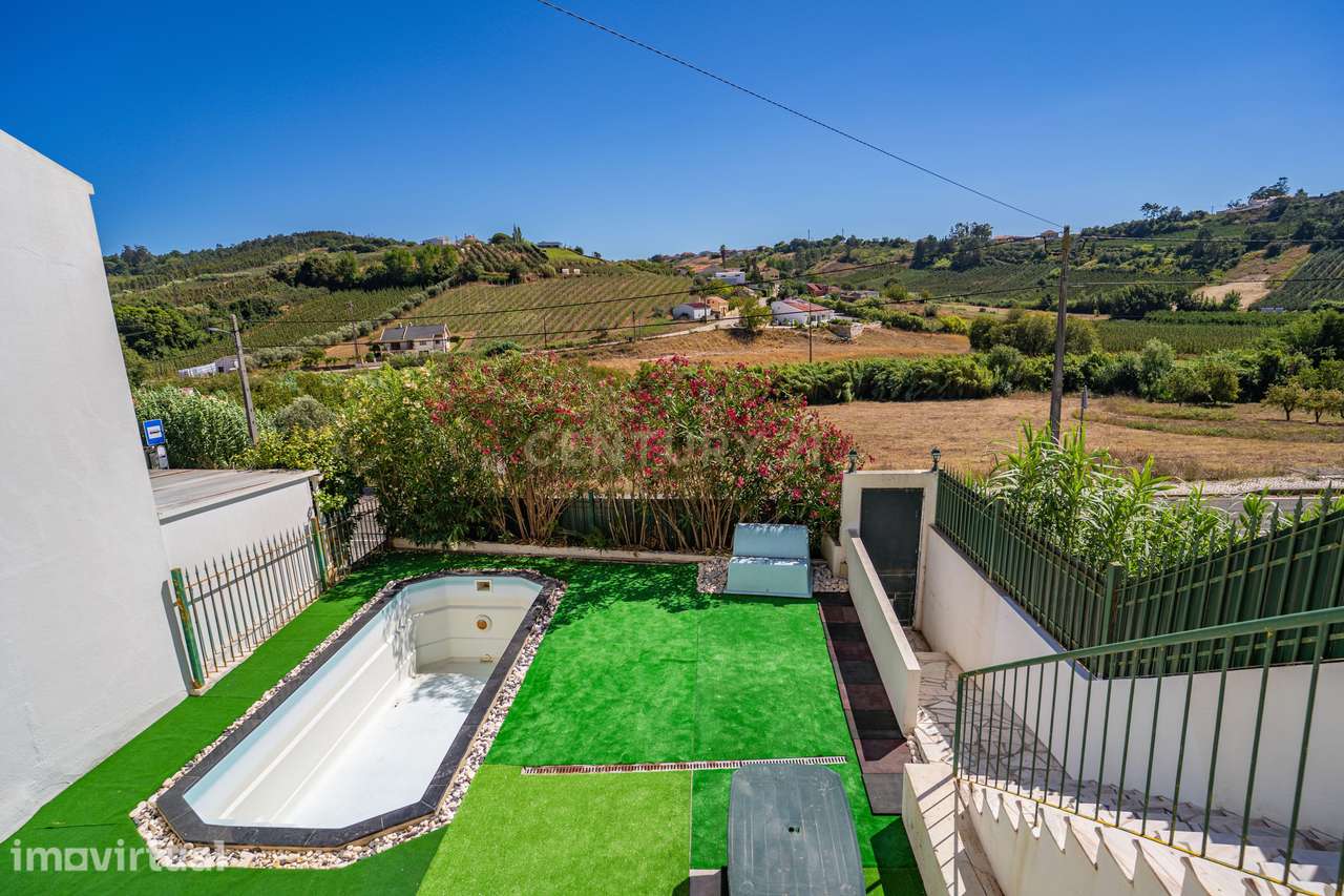 Moradia T2+1 nos Vidais com Piscina e Espaço Exterior - Grande imagem: 3/22