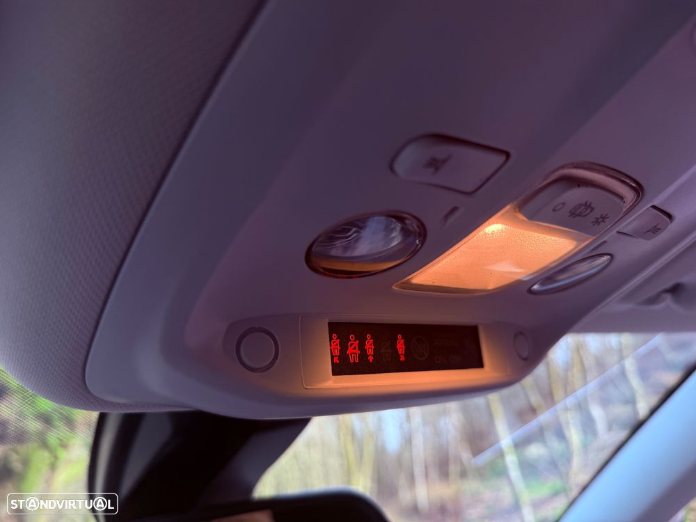 Peugeot 308 SW BlueHDi 130 Stop & Start Allure Pack - 20