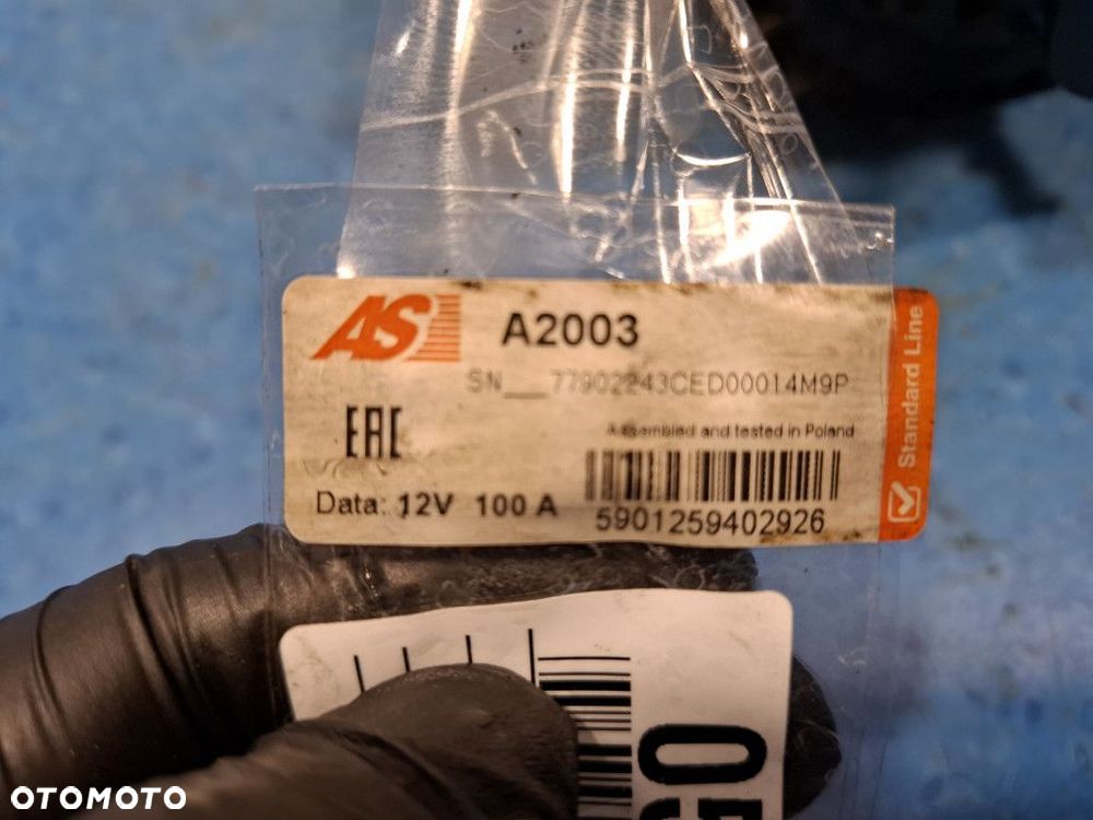 OPEL MERIVA ALTERNATOR A2003 Y17DT - 2