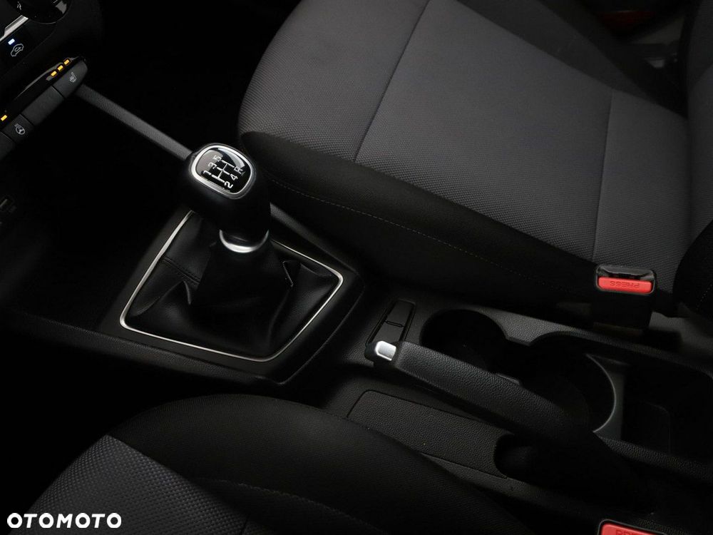 Hyundai i20 1.2 Passion - 25