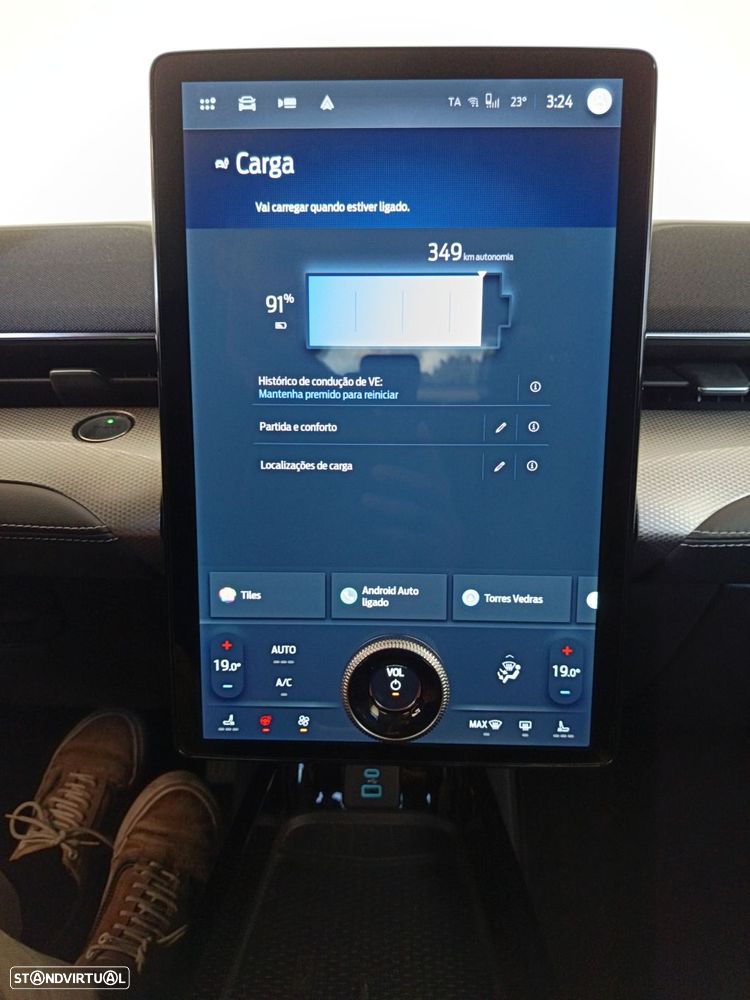 Ford Mustang Mach-E Standard - 23